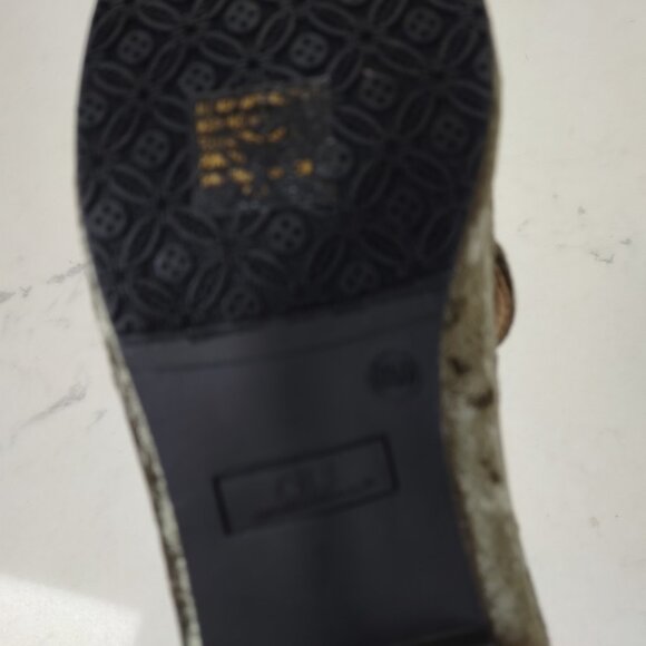 Air Underground Mule Womens Size 8.5 Green Crushed Velvet Studded Slip On Loafer - Picture 11 of 13